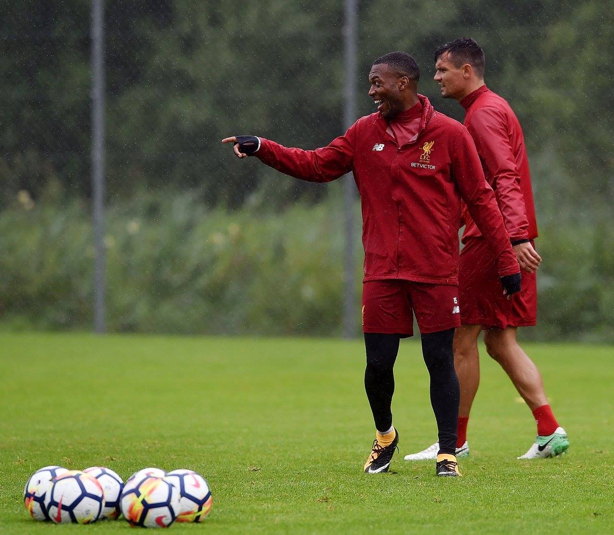 Buổi tập của Liverpool luôn tràn đầy tiếng cười.