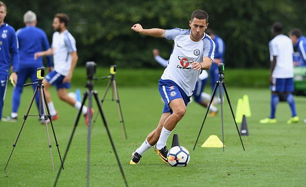 Hazard đã tập luyện đầy đủ tại Cobham ngày thứ Năm.