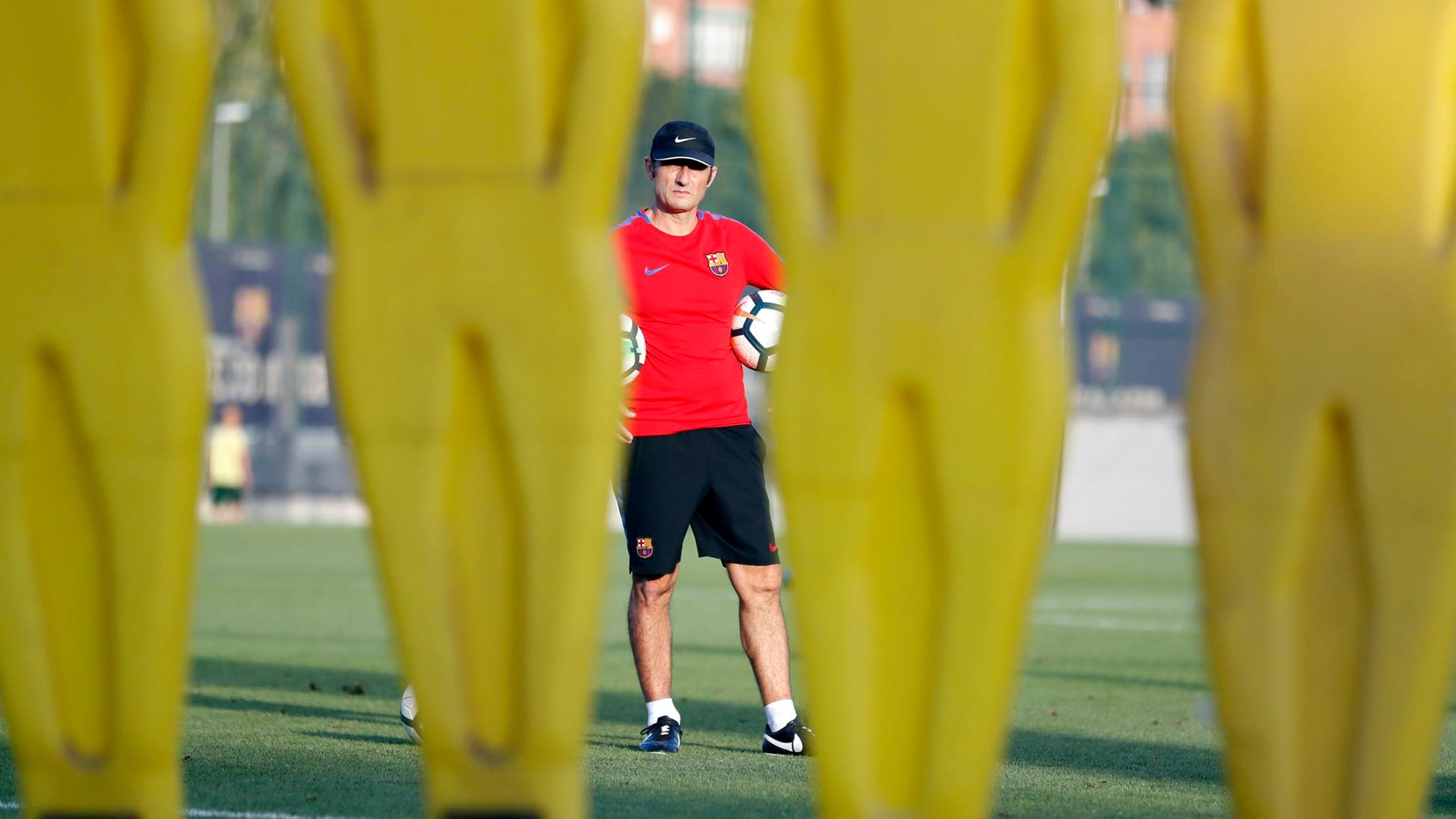 Dù sao, HLV Ernesto Valverde vẫn có lí do để lo âu.