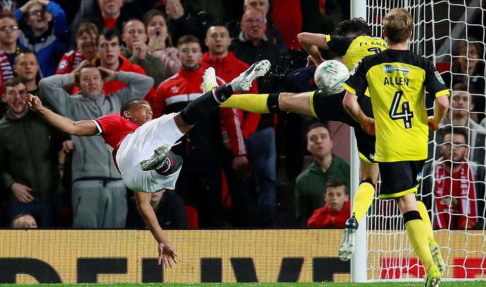 Martial đã thi đấu đầy nỗ lực.