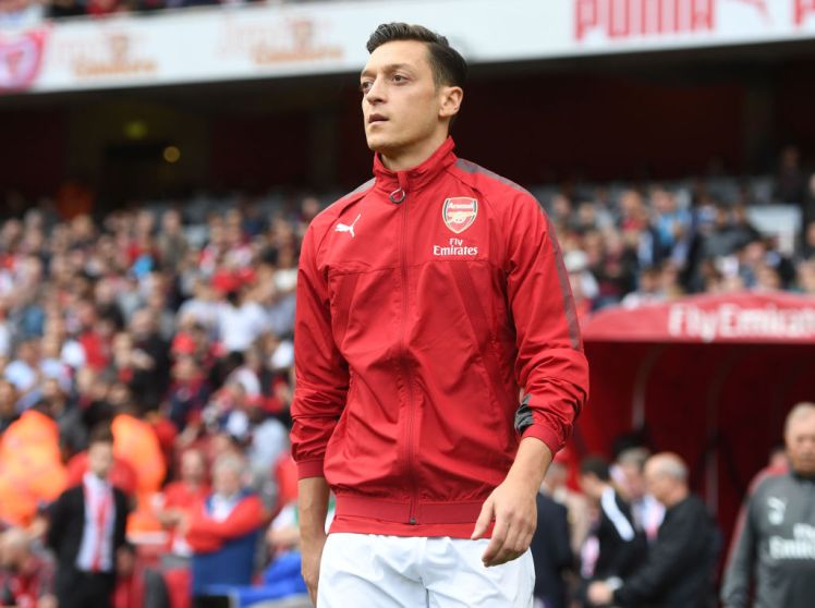 Hé lộ 3 CLB Mesut Ozil muốn đến sau khi rời Arsenal - Bóng Đá