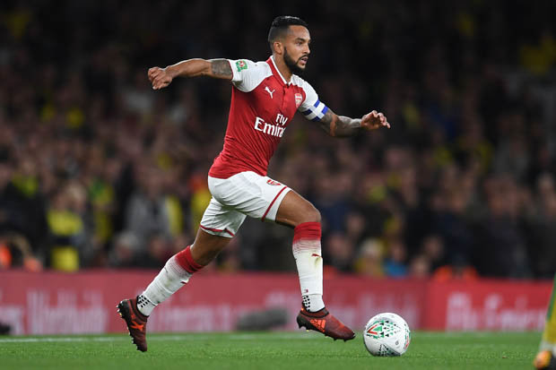 Việc HLV Arsene Wenger không còn đánh giá cao Walcott là lý do chính