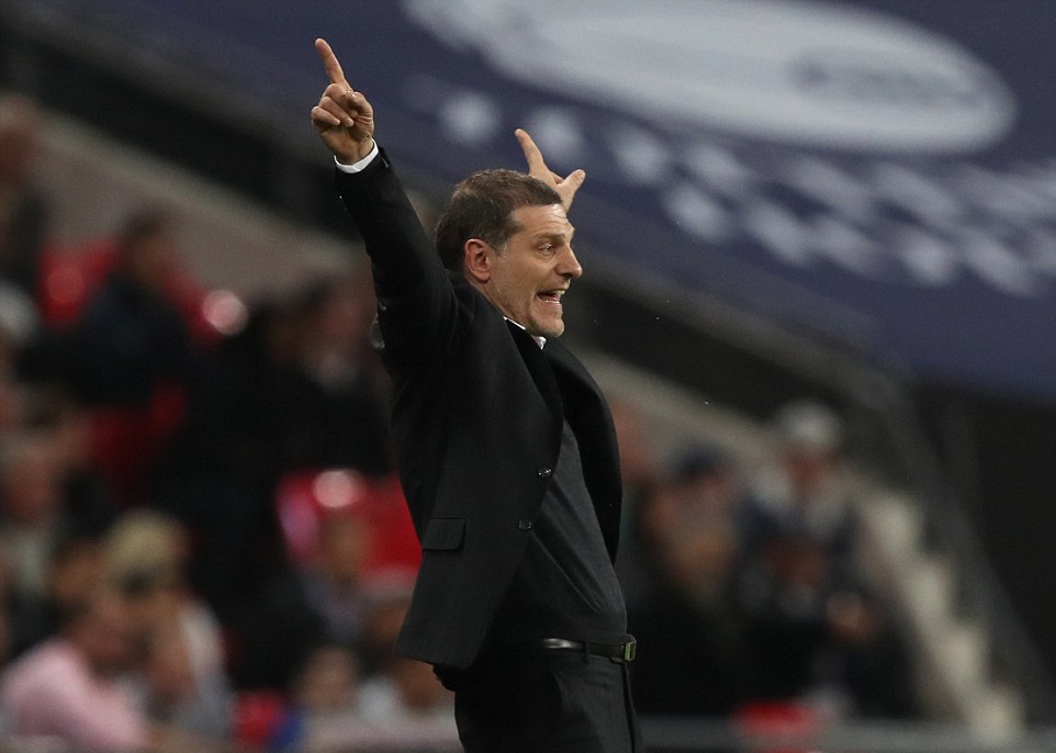 HLV Bilic có lí do để 'quẩy' tưng bừng.