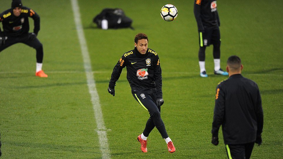 Neymar và đồng đội vừa có thắng lợi thuyết phục 3-1 trước Nhật Bản nhờ công của Neymar, Marcelo và Gabriel Jesus.