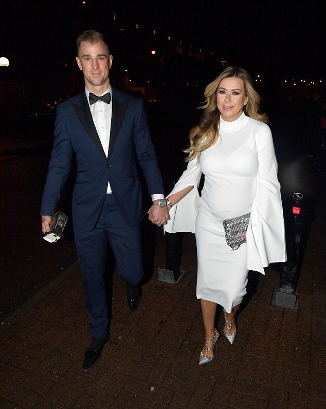 Joe Hart và cô vợ Kimberley cũng tham dự bữa tiệc.