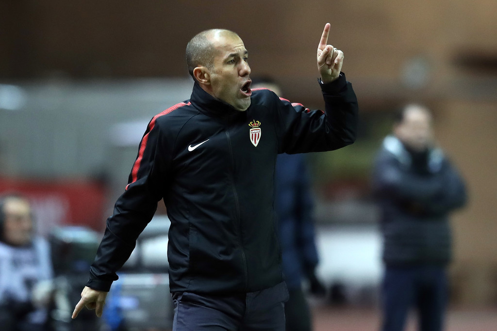 Bên ngoài sân, dù Monaco dẫn trước, HLV Leonardo Jardim vẫn tỏ ý không hài lòng.