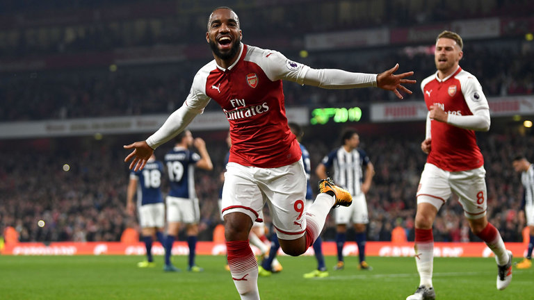 Lacazette góp vào thắng lợi 2-0 của Arsenal trước West Brom hồi đầu mùa.