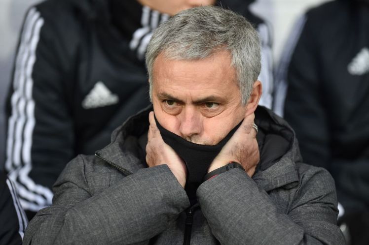 Mourinho muốn Man Utd chi tiêu mạnh tay.