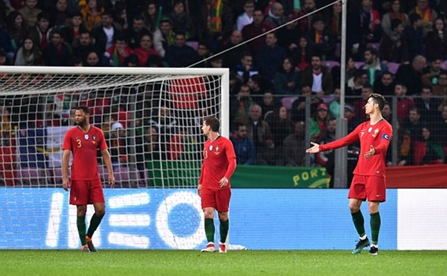 Ở trên sân, Ronaldo không thể có được màn trình diễn như ý.