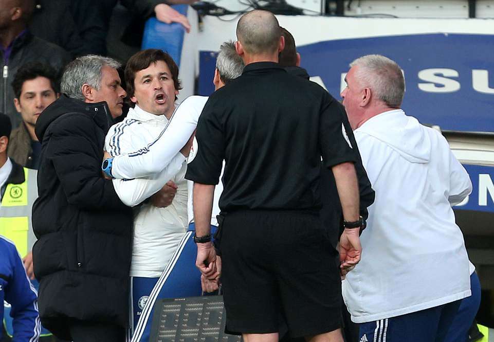 17 năm 'ấm nồng' của Jose Mourinho và 'cánh tay phải' Rui Faria - Bóng Đá