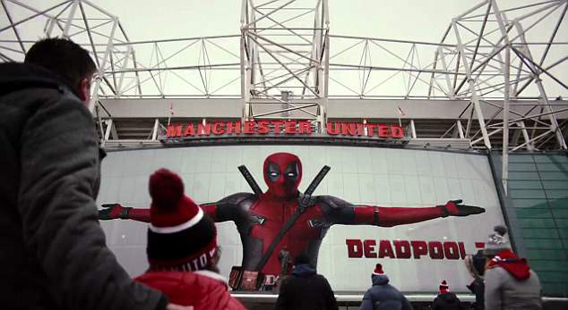 Deadpool cập bến Old Trafford, mang áo số 2 của Lindelof - Bóng Đá