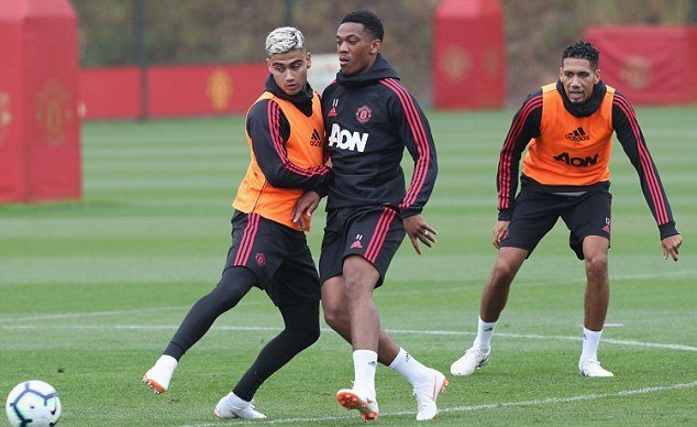 Đây, dấu hiệu CHÔT tương lai Martial tại Man Utd - Bóng Đá