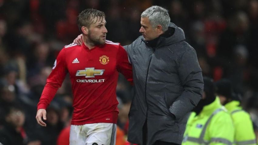 Luke Shaw hé lộ những thông điệp đặc biệt từ HLV Mourinho - Bóng Đá