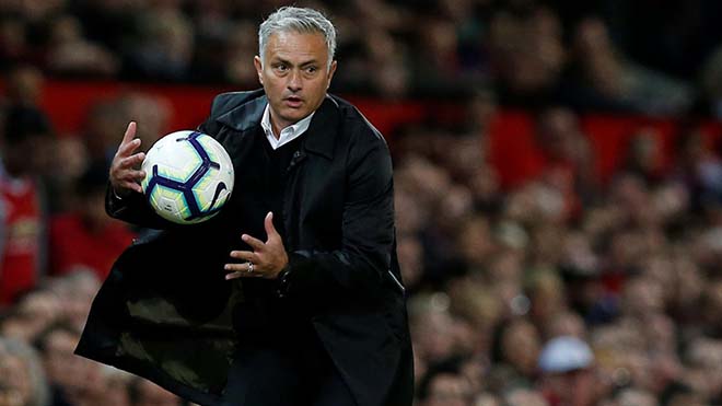 Vì Mourinho, ban lãnh đạo Man Utd làm điều 'xưa nay hiếm' - Bóng Đá