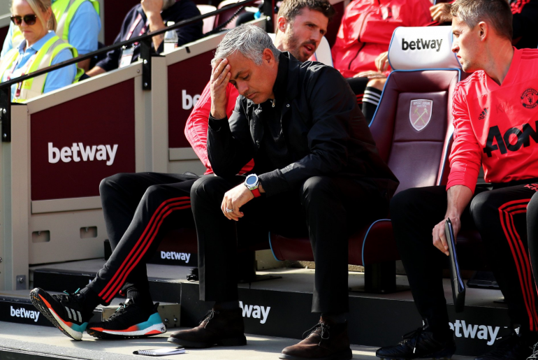 Thua West Ham, Mourinho san bằng 'thành tích' của David Moyes - Bóng Đá