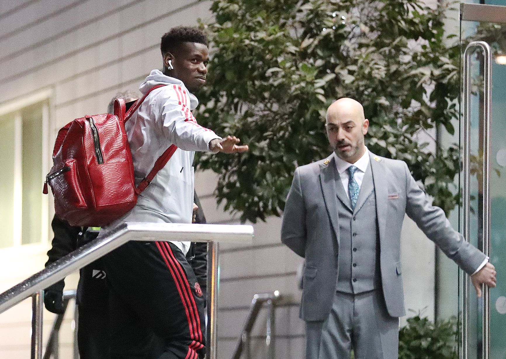 Man Utd đến Lowry - Bóng Đá