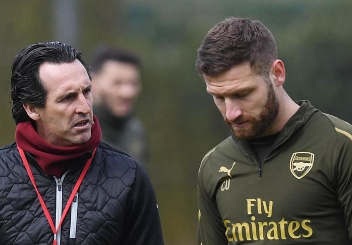 Quyết vượt mặt Man Utd, HLV Emery 'nổi cáu' với các học trò - Bóng Đá
