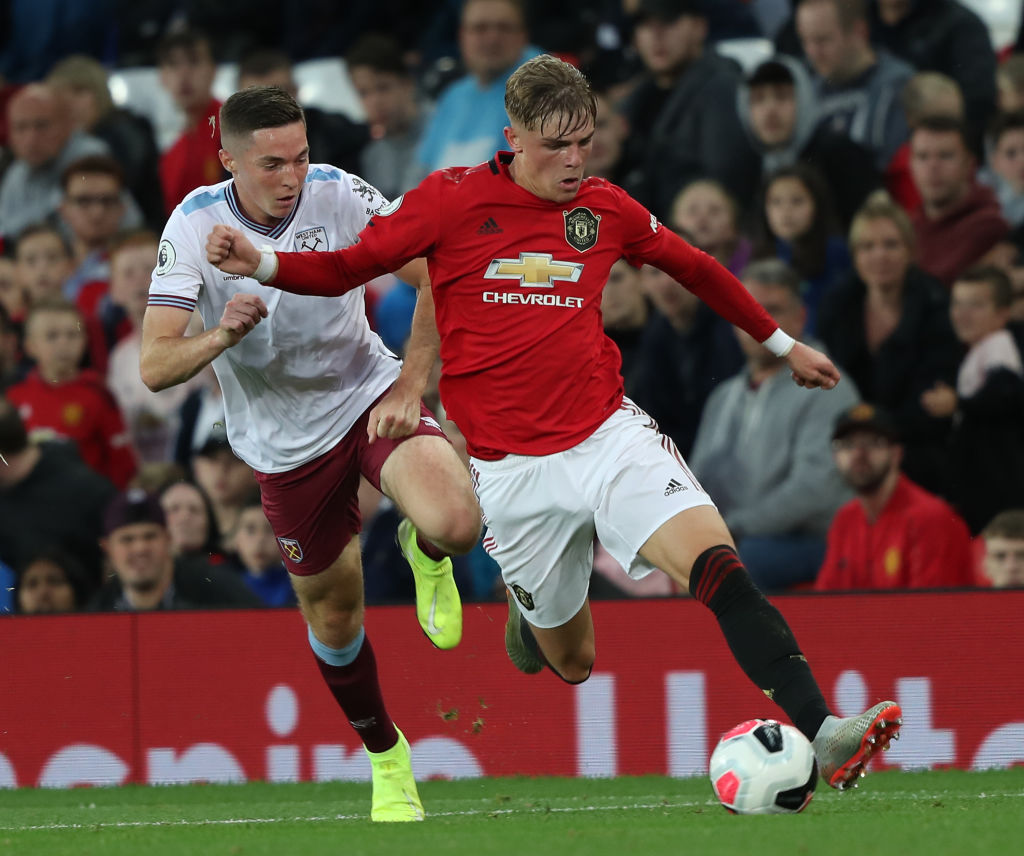 Anh gây ấn tượng mạnh trong màu áo đội U23 Man Utd.