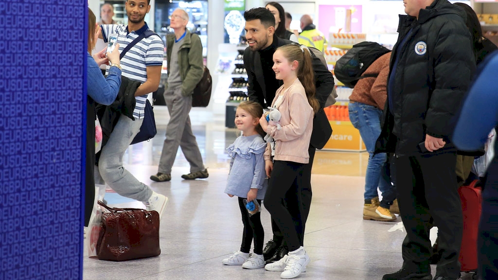 Nhưng người thu hút sự chú ý nhiều nhất là Sergio Aguero.