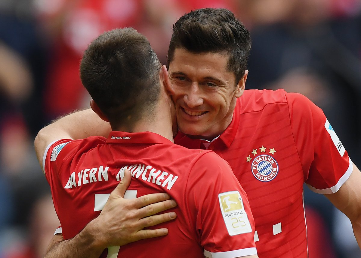 Nụ cười sát thủ.