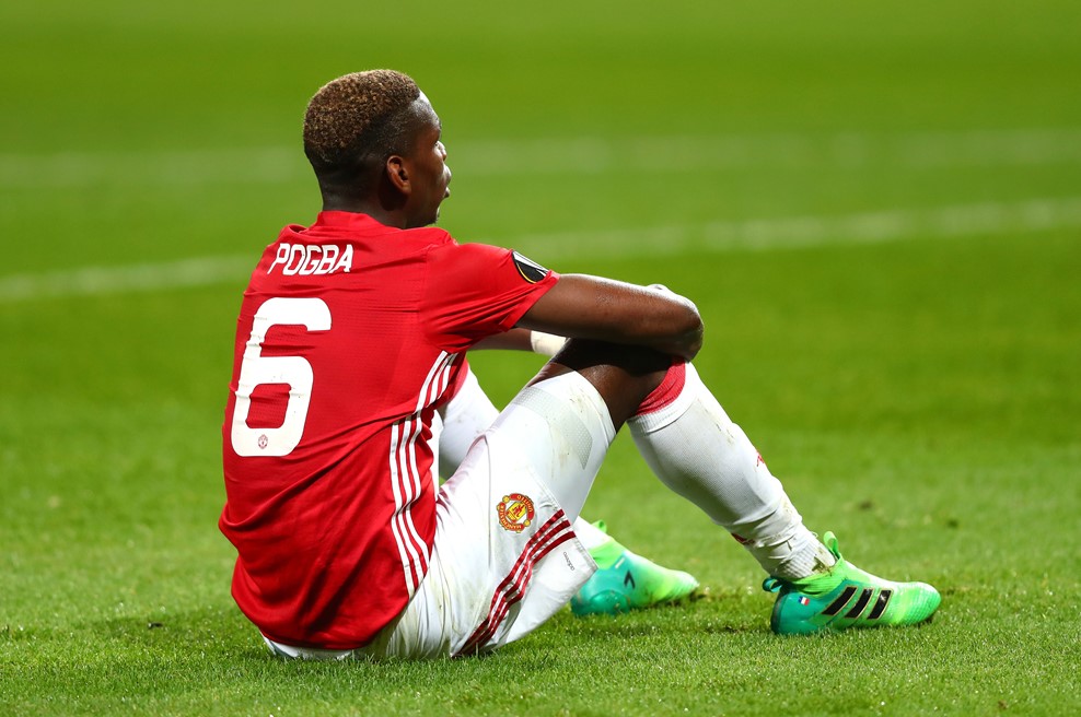 Pogba thất vọng sau khi chỉ có được 1 trận hòa tại Bỉ.