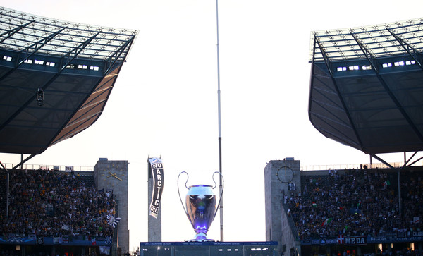 Chung kết Champions League 2014/15 diễn ra tại SVĐ Olympic Berlin.