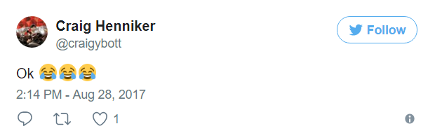 "Ok. Haha..." CĐV Man United không thể nhịn được cười.