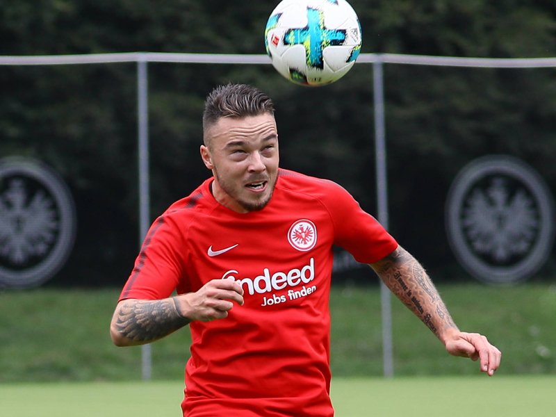 Frankfurt: Yanni Regäsel, Andersson Ordonez