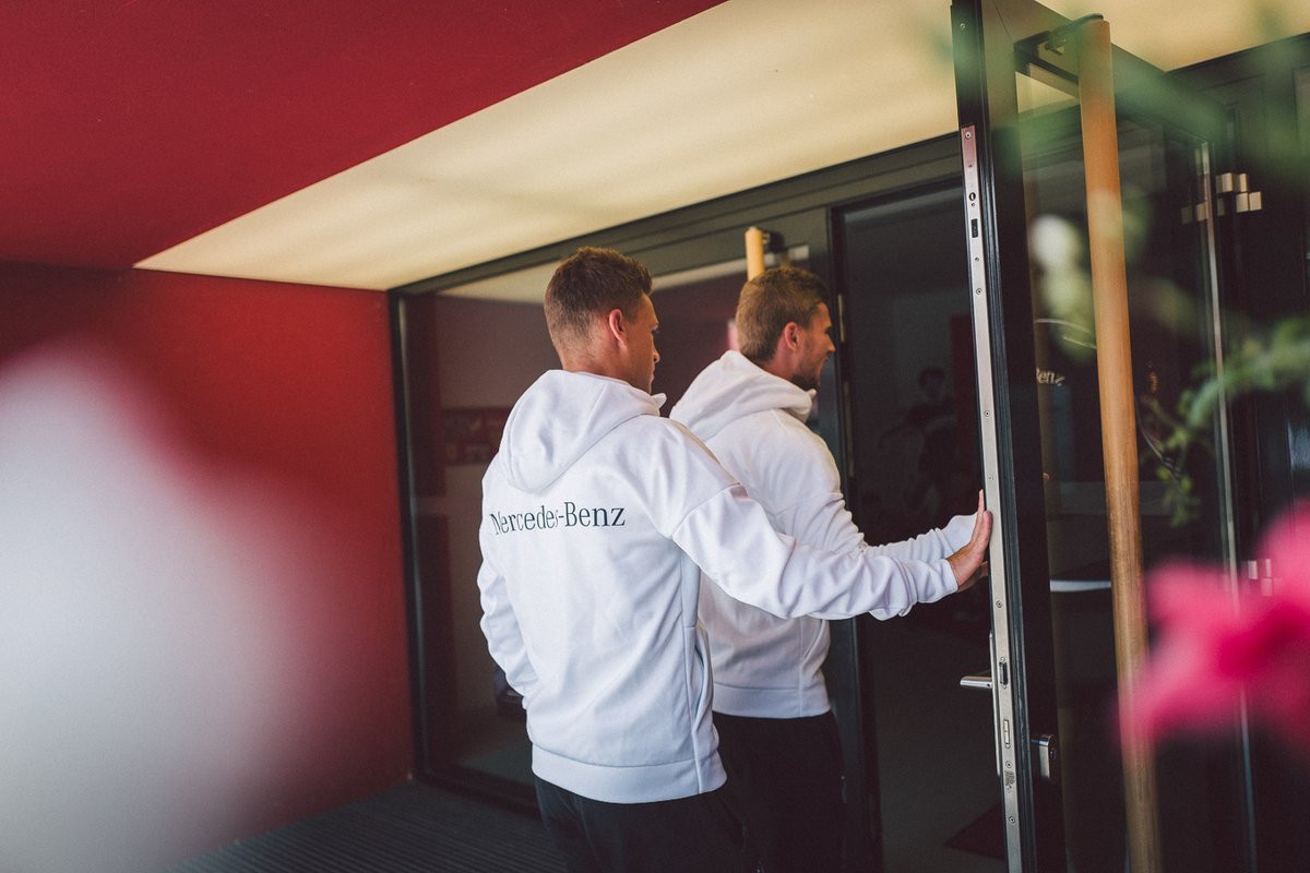 Trận đấu đêm nay sẽ diễn ra trên SVĐ Mercedes-Benz Arena, sân nhà của Stuttgart.