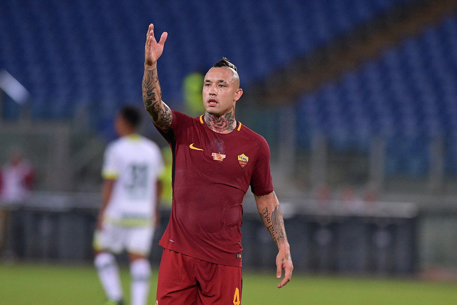 Ngôi sao Radja Nainggolan cũng góp mặt trong trận đấu.