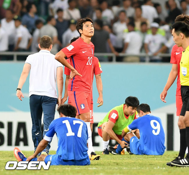 ...người Hàn Quốc chưa thể ăn mừng, họ phải chờ đợi kết quả trận Iran vs Syria.