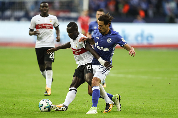 Schalke 3-1 Stuttgart: Hoàng đế xanh cho Thiên nga phơi xác - Bóng Đá