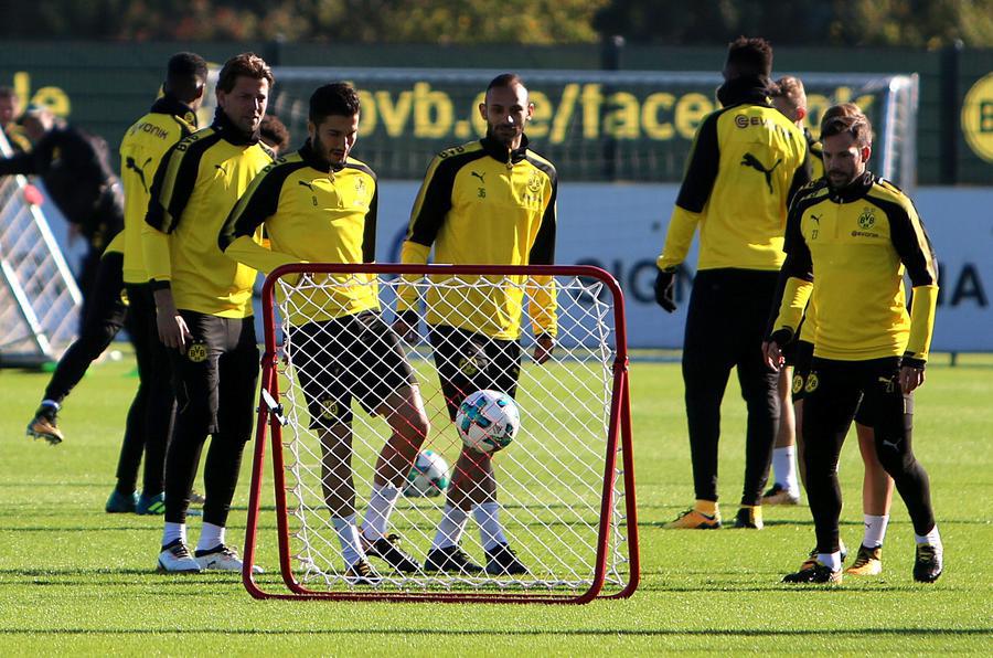 Các sao Dortmund vui vẻ trước khi 'chia tay' nhau - Bóng Đá