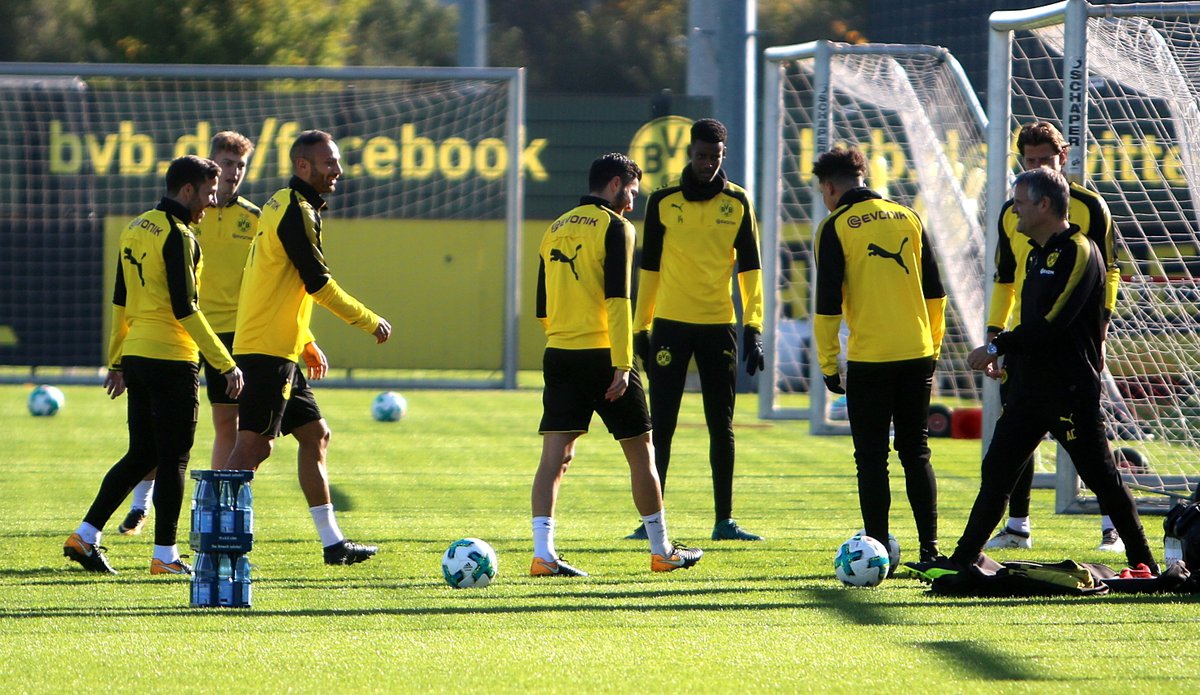 Các sao Dortmund vui vẻ trước khi 'chia tay' nhau - Bóng Đá