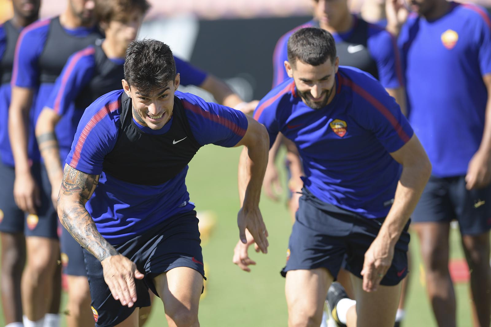 Roma tập luyện - Bóng Đá