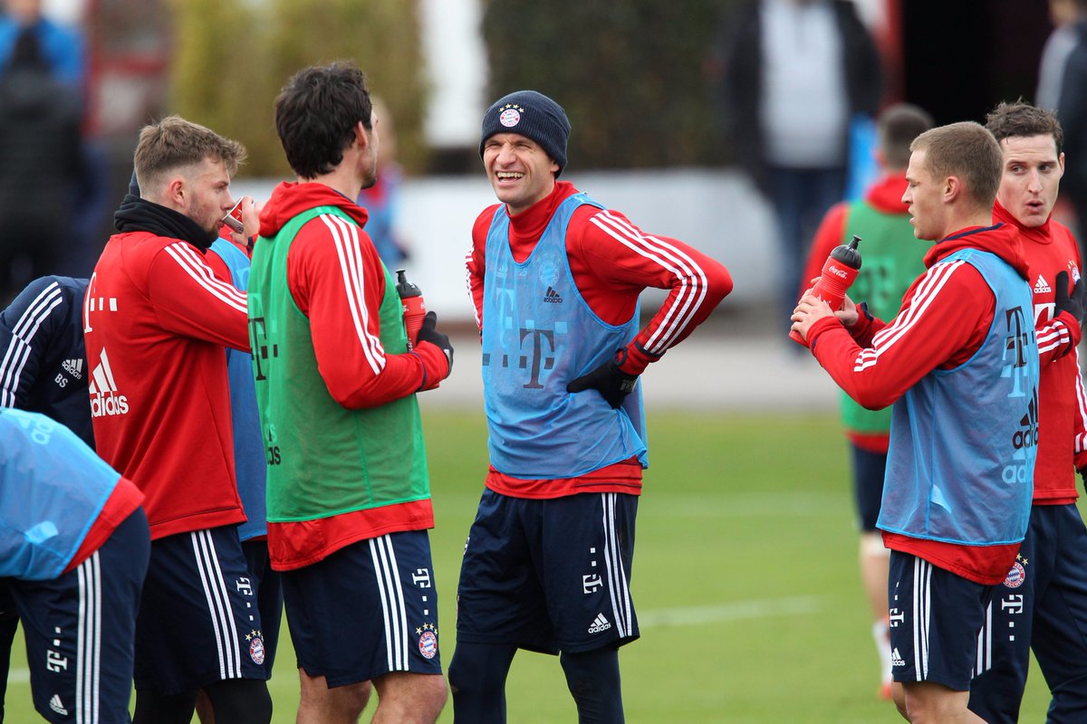 Thất bại không khiến các sao Bayern phiền lòng - Bóng Đá