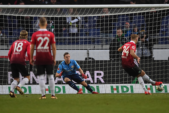 Leverkusen vươn lên ngôi nhì Bundesliga - Bóng Đá