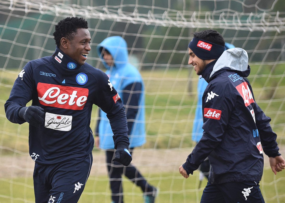 Mới vượt Maradona, Hamsik đã bị đe dọa - Bóng Đá