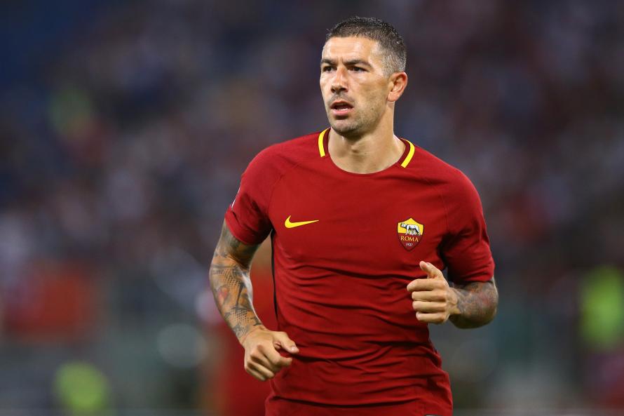 Aleksandar Kolarov (Hậu vệ): 16 lần ra sân, 2 bàn thắng, 6 kiến tạo, Kolarov được xem là tân binh xuất sắc nhất của Roma mùa Hè qua.