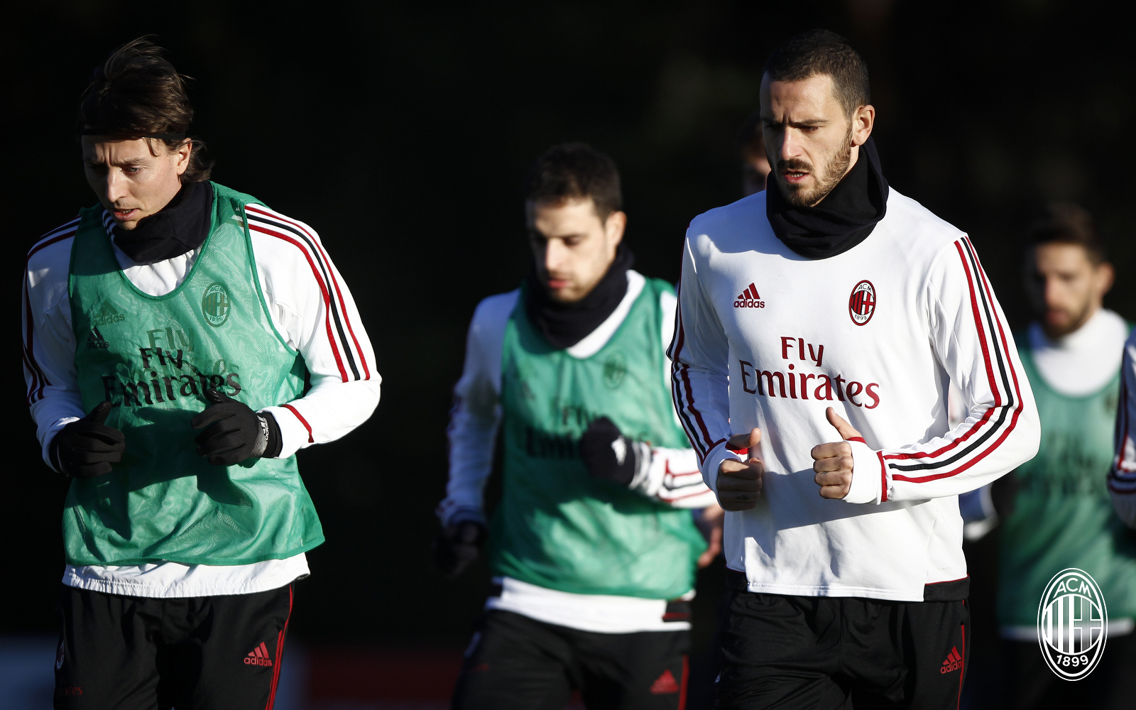 Chẳng ai nghĩ một đội bóng đầu tư 200 triệu euro vào TTCN lại chỉ xếp thứ 11 Serie A sau lượt đi.