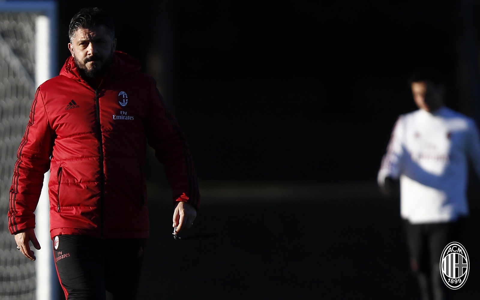 Một tương lai ảm đạm đang chờ đợi đội bóng sọc đỏ đen.