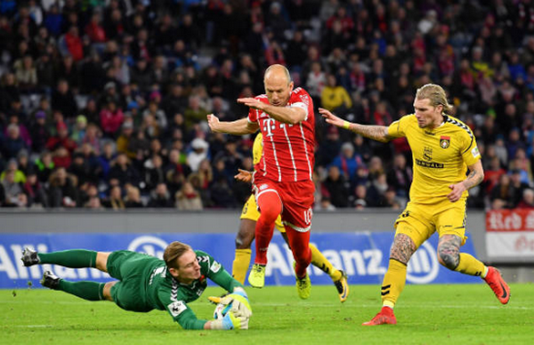Ribery lập hattrick, Bayern vượt qua đối thủ trong trận cầu 8 bàn thắng - Bóng Đá