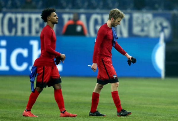 'Juventus' giúp Schalke chiếm ngôi Dortmund - Bóng Đá
