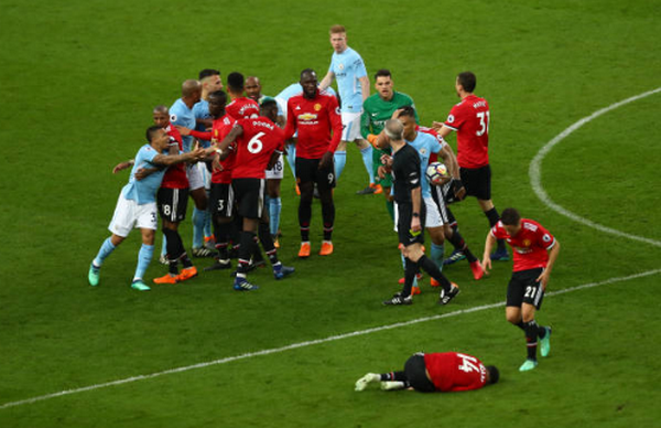 Hai bàn chưa đã, Pogba tính 'cân' cả đội hình Man City - Bóng Đá