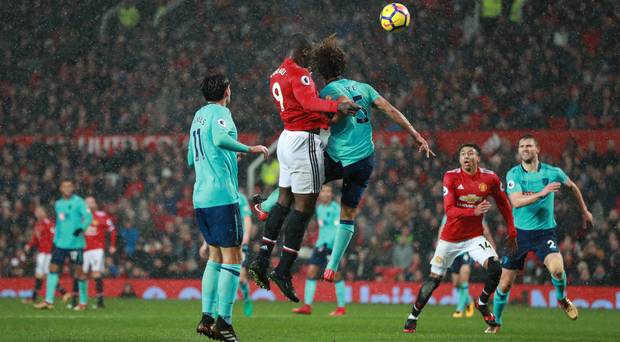 01h45 ngày 19/04, Bournemouth vs Man United: Thắng vì thất thường? - Bóng Đá