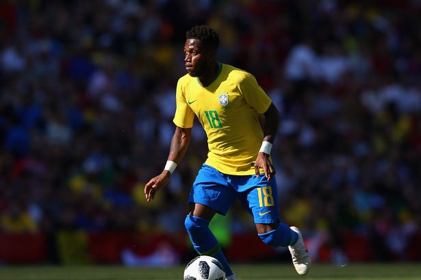 Fred trong màu áo tuyển Brazil.