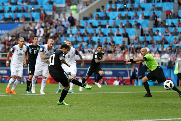 TRỰC TIẾP Argentina 1-1 Iceland: Messi 'miss pen' (H2) - Bóng Đá