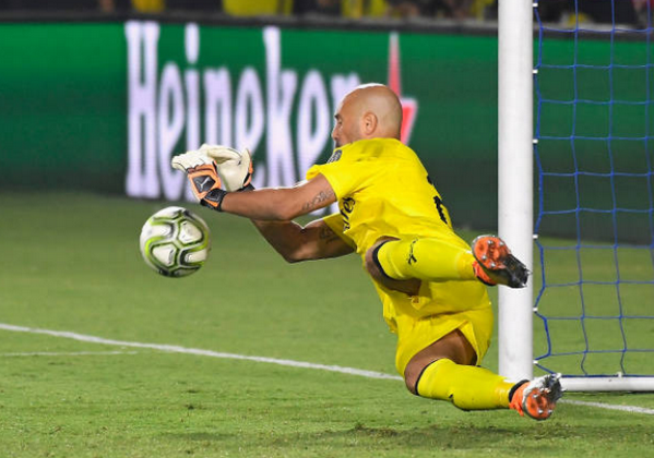 Nghi án 'gạ kèo' penalty giữa Mourinho và đối thủ Milan - Bóng Đá