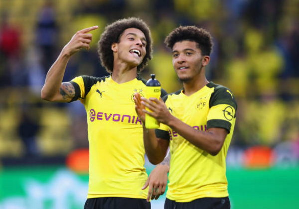 Chỉ 20 phút mỗi trận, sao trẻ Dortmund đang đứng trên đỉnh châu Âu - Bóng Đá