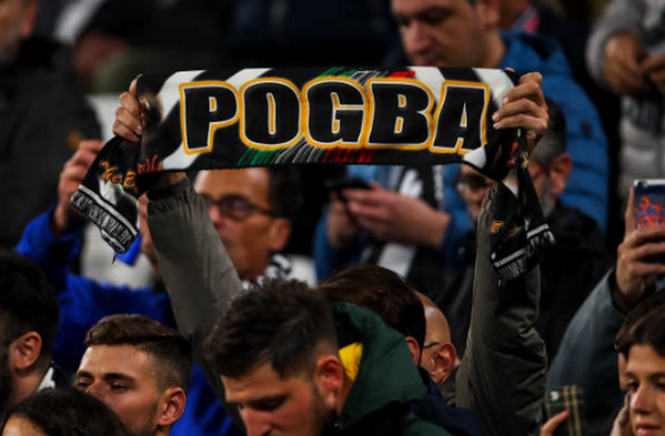 CĐV Juve làm điều không tưởng với Paul Pogba - Bóng Đá